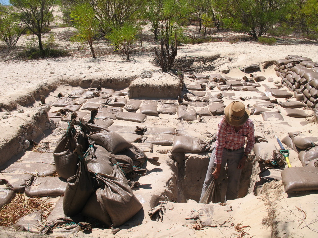 In case you're wondering how Naomi and her students dig 2 meter deep holes, PhD student Sophie Lehmann shared this photo.